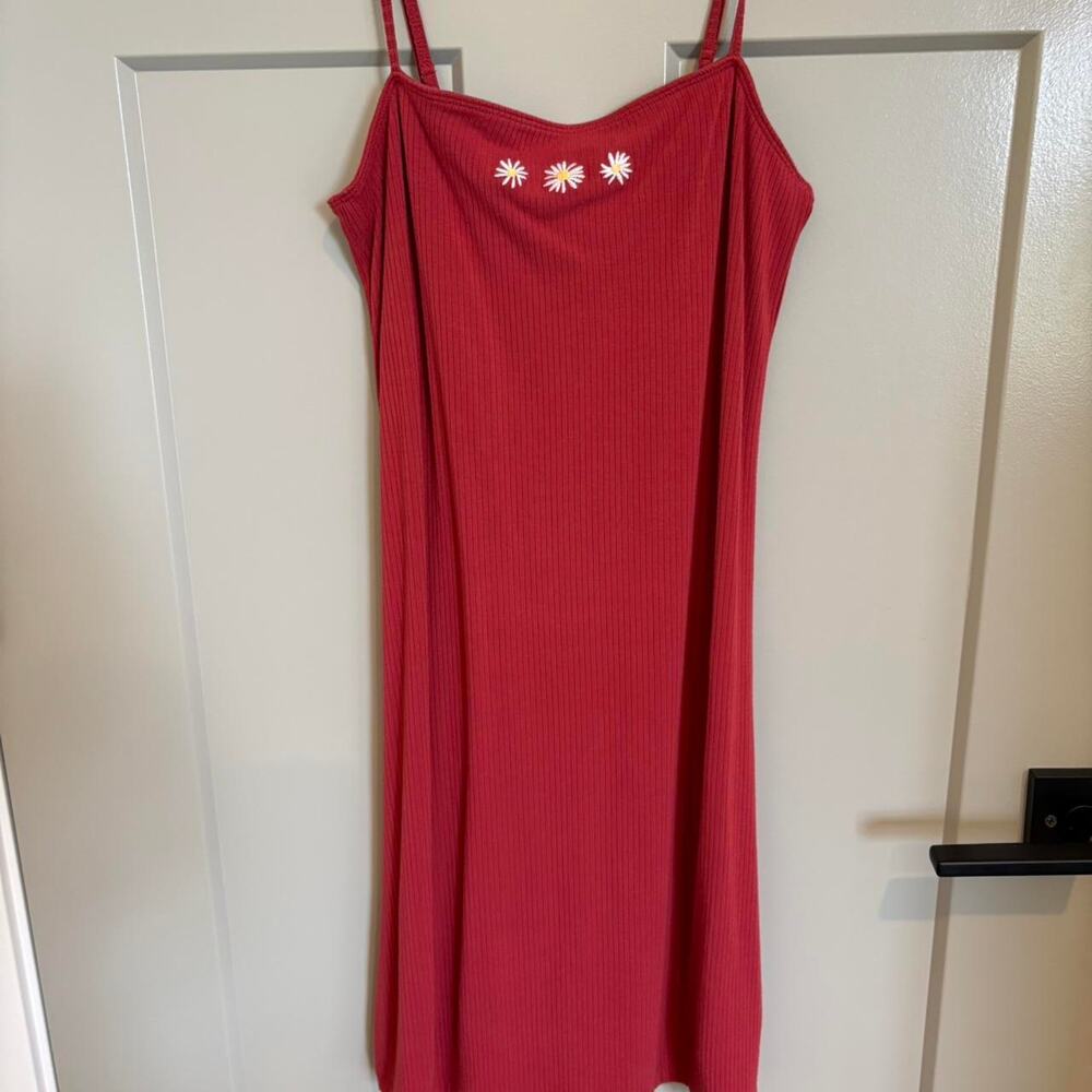 Reddish Orange Hollister Ribbed Dress with Embroidered Daisies-Medium